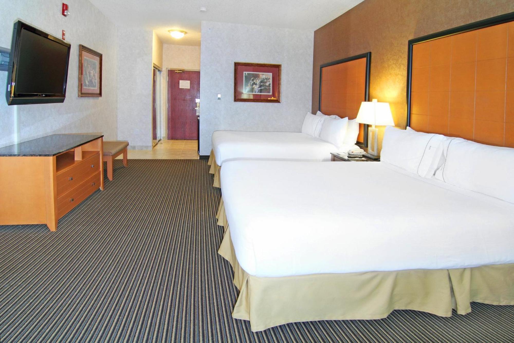 Holiday Inn Express Calgary South By Ihg Εξωτερικό φωτογραφία