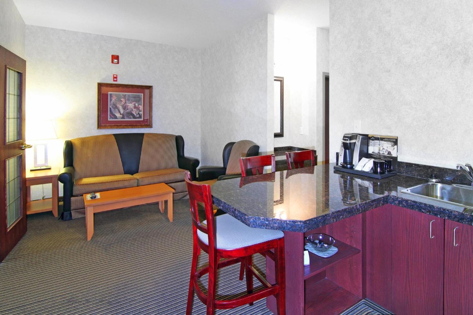 Holiday Inn Express Calgary South By Ihg Εξωτερικό φωτογραφία